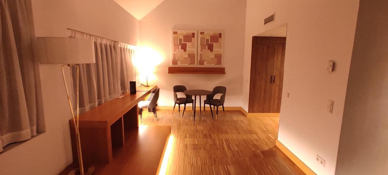 Hotel Villa Odon 비야비씨오사데오돈 외부 사진